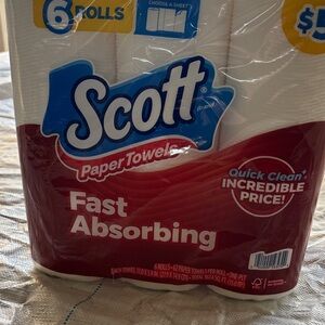 Scott Red and Blue Paper Towels 6-Pack